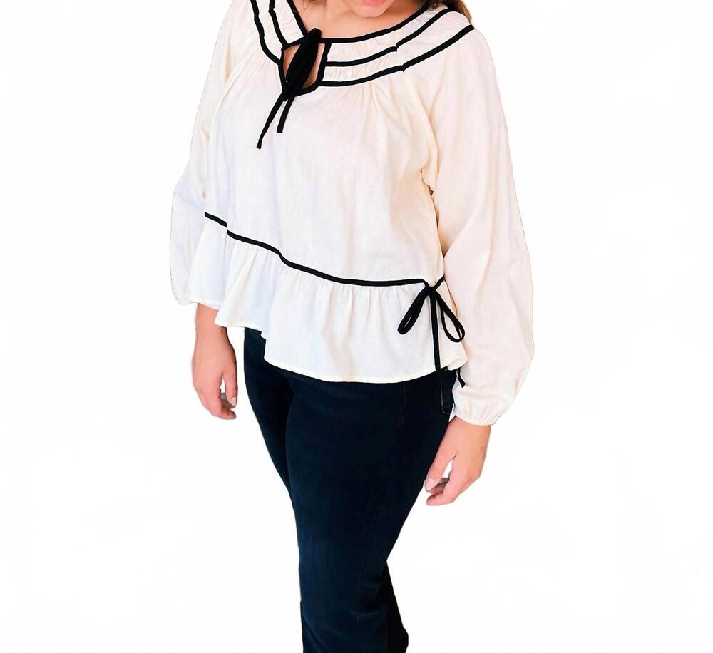 NEW GILLI romina top in white